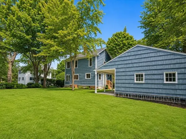 45 Bellevue Ave, Longmeadow, MA 01106