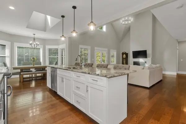 1201 General Knox Rd, Russell, MA 01071