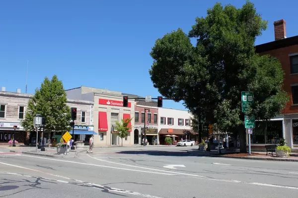 Selling Your Home in Westfield MA? Why Pricing Strategy Matters More Than Ever