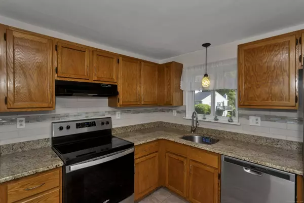 19 Chelsea Lane #19, East Granby, CT 06026