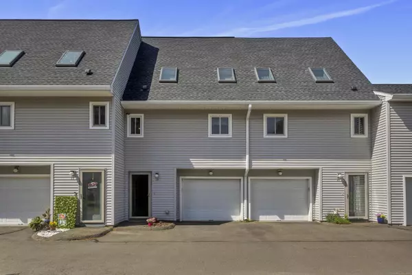 19 Chelsea Lane #19, East Granby, CT 06026