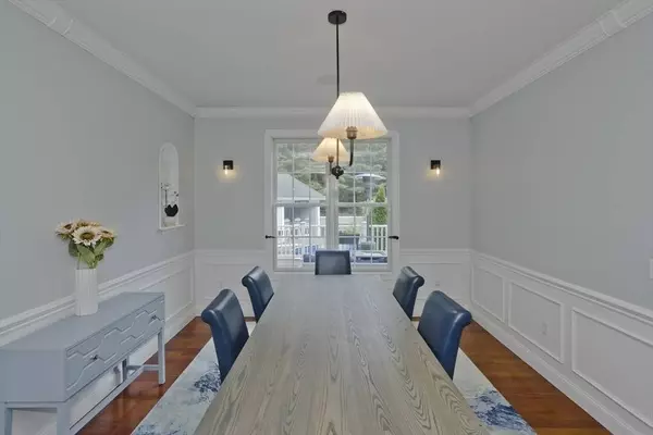 11 Lexington Cir, Southwick, MA 01077