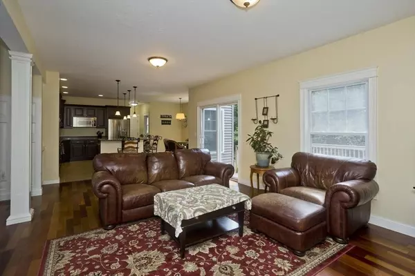 25 Davis Rd, Southwick, MA 01077