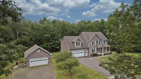 25 Davis Rd, Southwick, MA 01077