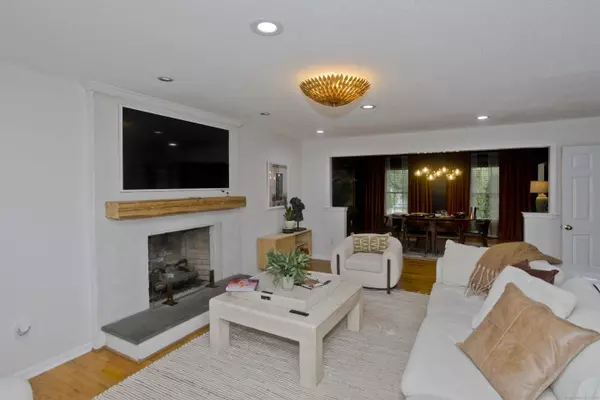 120 Scenic View Drive, Middletown, CT 06457