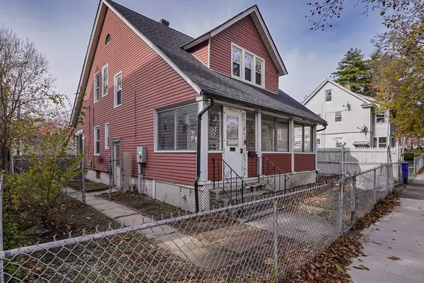 18 Sycamore St, Springfield, MA 01109