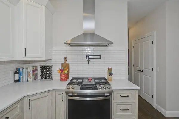 5-A Sawgrass Ln, Southwick, MA 01077