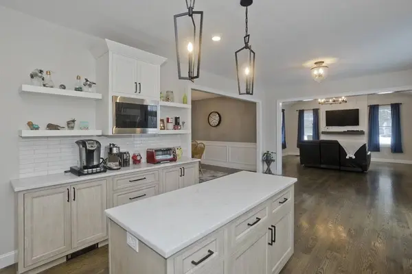 5-A Sawgrass Ln, Southwick, MA 01077