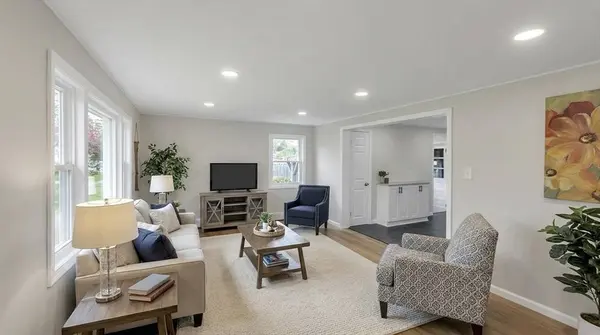 29 Birchwood Rd, Southwick, MA 01077