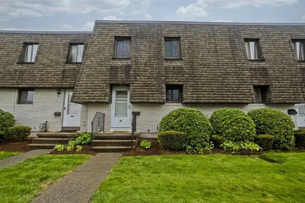 58 Beekman Dr #58, Agawam, MA 01001