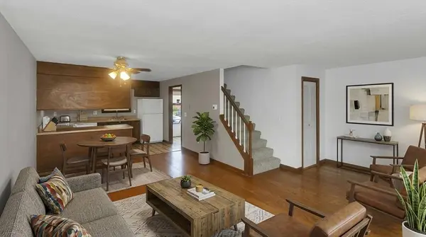 58 Beekman Dr #58, Agawam, MA 01001