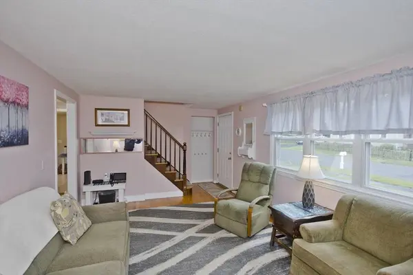 164 Barbara St, Westfield, MA 01085
