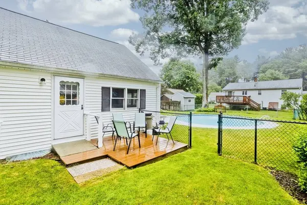 164 Barbara St, Westfield, MA 01085