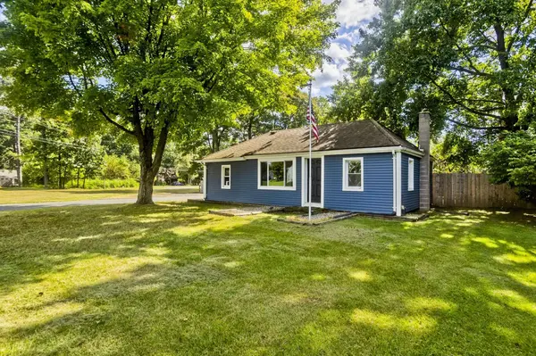 3 Field St