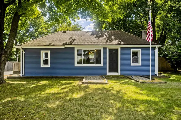 3 Field St, Southwick, MA 01077
