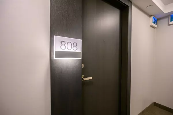 365 Church ST #808, Toronto C08, ON M5B 1H6