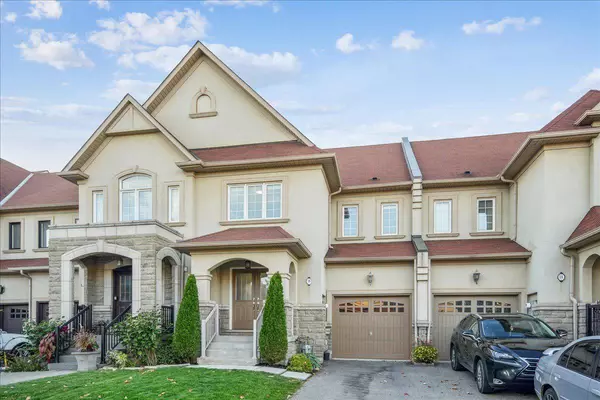 16 Beachville CIR, Brampton, ON L6X 0V4