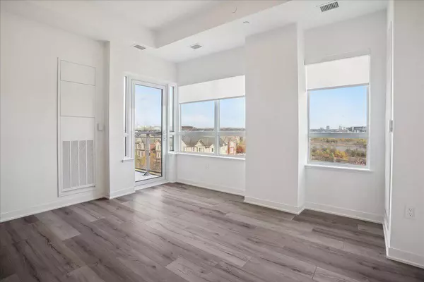 395 Dundas ST W #507, Oakville, ON L6M 5R8