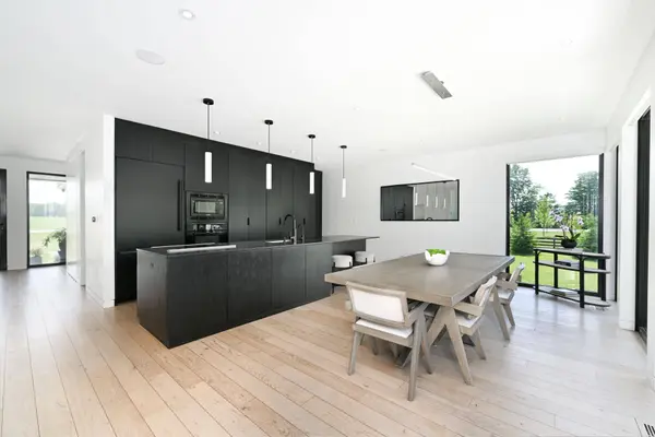 5542 Winston Churchill BLVD, Erin, ON N0B 1T0