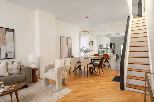 164 Munro ST, Toronto E01, ON M4M 2B9