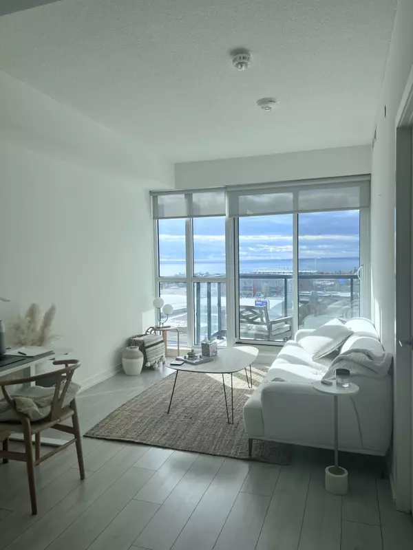 PicLivingRoom4