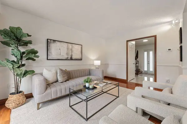 161 Riverview ST, Oakville, ON L6L 5S2