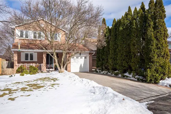 161 Riverview ST, Oakville, ON L6L 5S2