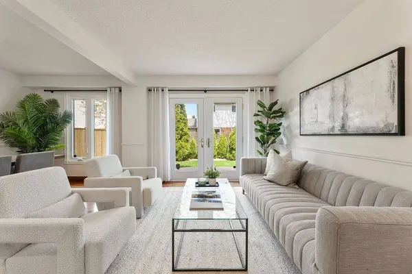 161 Riverview ST, Oakville, ON L6L 5S2