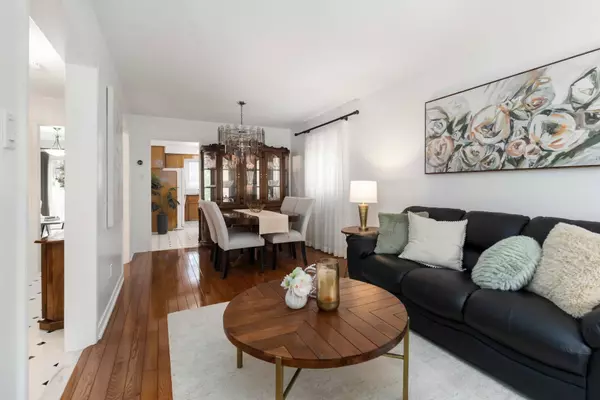 4536 Metcalfe AVE, Mississauga, ON L5M 4L6