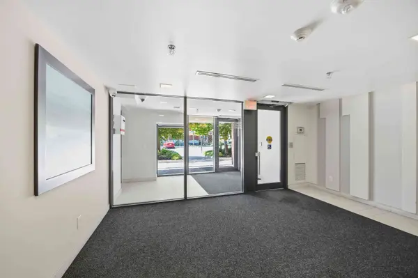 11 Superior AVE #904, Toronto W06, ON M8V 0A7