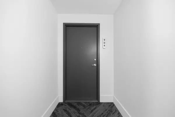 11 Superior AVE #904, Toronto W06, ON M8V 0A7