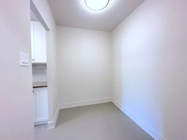 190 Clark BLVD #103, Brampton, ON L6T 4A8