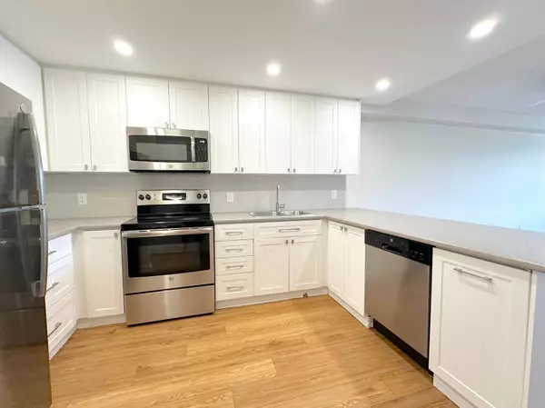 190 Clark BLVD #311, Brampton, ON L6T 4A8