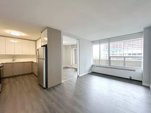 2575 Danforth AVE #517, Toronto E02, ON M4C 1L5