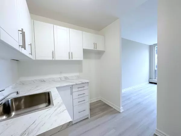 280 Wentworth ST W #125, Oshawa, ON L1J 1N2