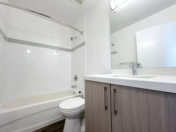 265 Main ST #107, Toronto E02, ON M4C 4X3