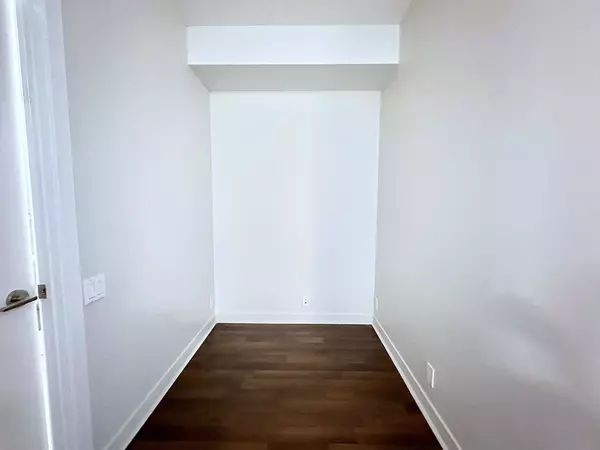 188 Clark BLVD #1401, Brampton, ON L6T 0J2