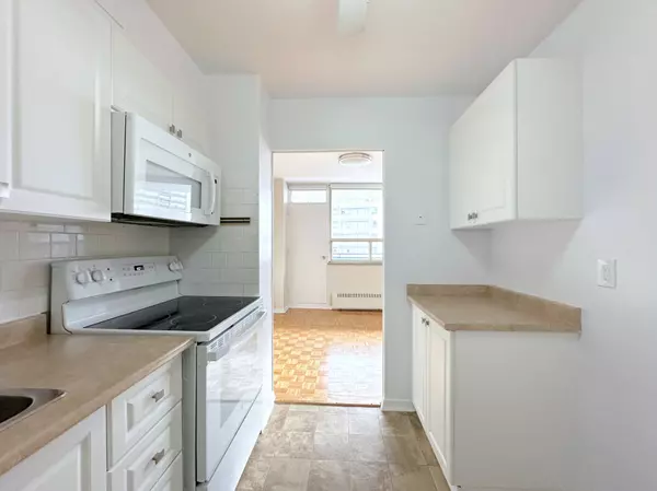 12 Rockford RD #603, Toronto C07, ON M2R 3A2