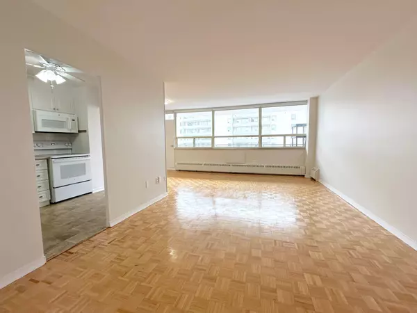 12 Rockford RD #603, Toronto C07, ON M2R 3A2