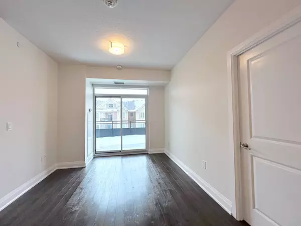 2333 Taunton RD #315, Oakville, ON L6H 0N5