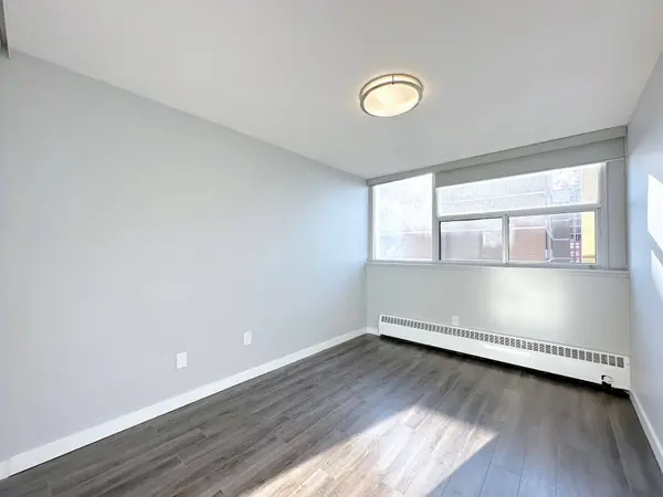 2575 Danforth AVE #2109, Toronto E02, ON M4C 1L5