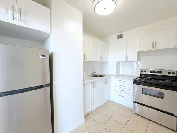 26 Carluke CRES #1008, Toronto C12, ON M2L 2J2