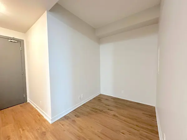 188 Clark BLVD #1003, Brampton, ON L6T 0J2