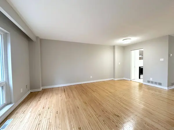 63 Havenbrook BLVD #TH4, Toronto C15, ON M2J 1A7