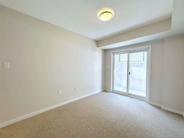 35 Valley Woods RD #513, Toronto C13, ON M3A 2R5