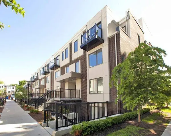 35 Valley Woods RD #513, Toronto C13, ON M3A 2R5