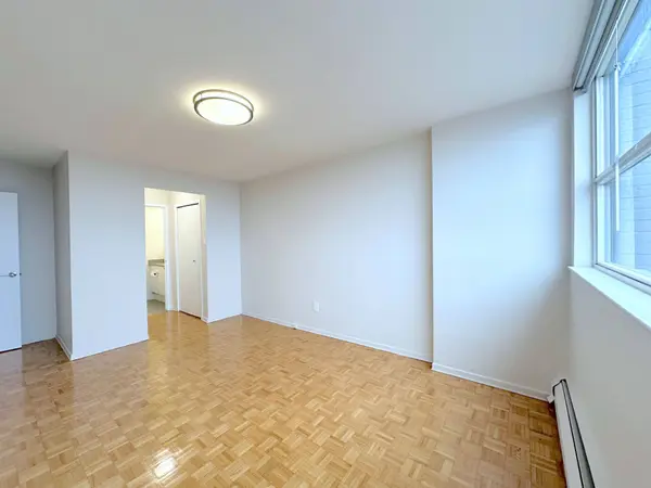 5 Brookbanks DR #1407, Toronto C13, ON M3A 2T1