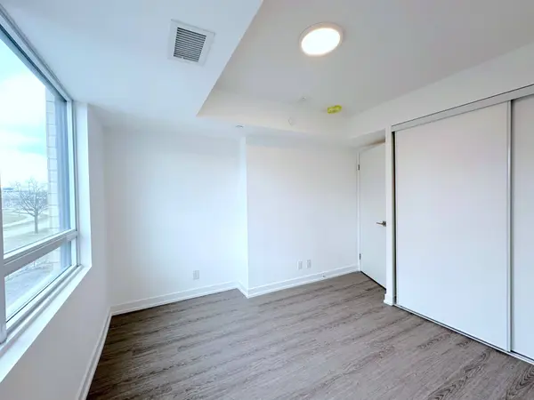 2 River Plate ST #203, Ajax, ON L1S 0G6