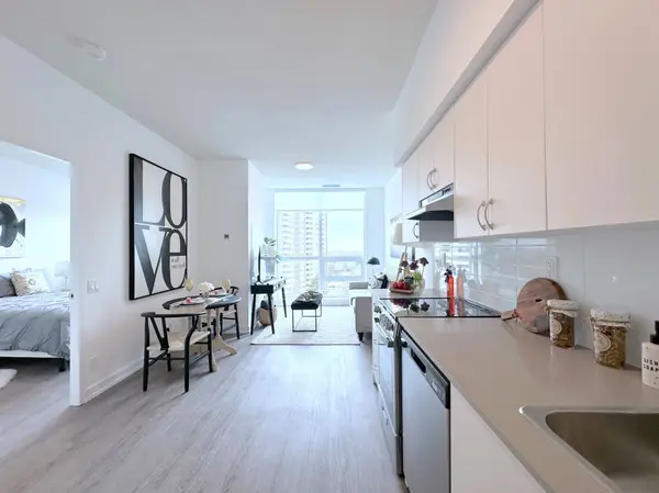 2 River Plate ST #207, Ajax, ON L1S 0G6