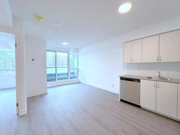 2 River Plate ST #203, Ajax, ON L1S 0G6